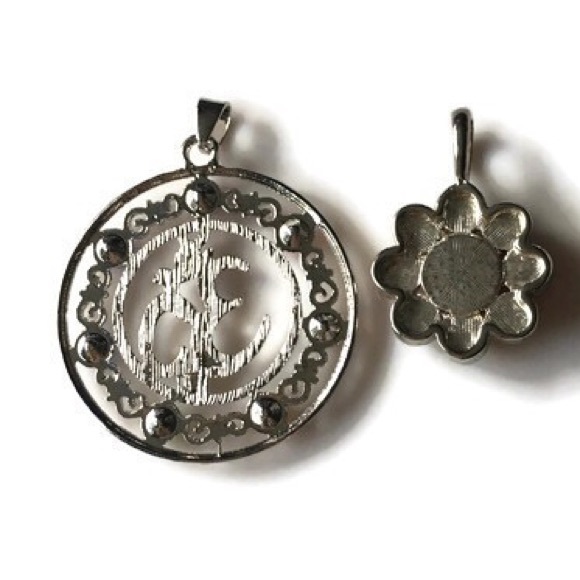 Set of Chakras Pendants Om Spiritual Yoga Jewelry - Picture 2 of 3